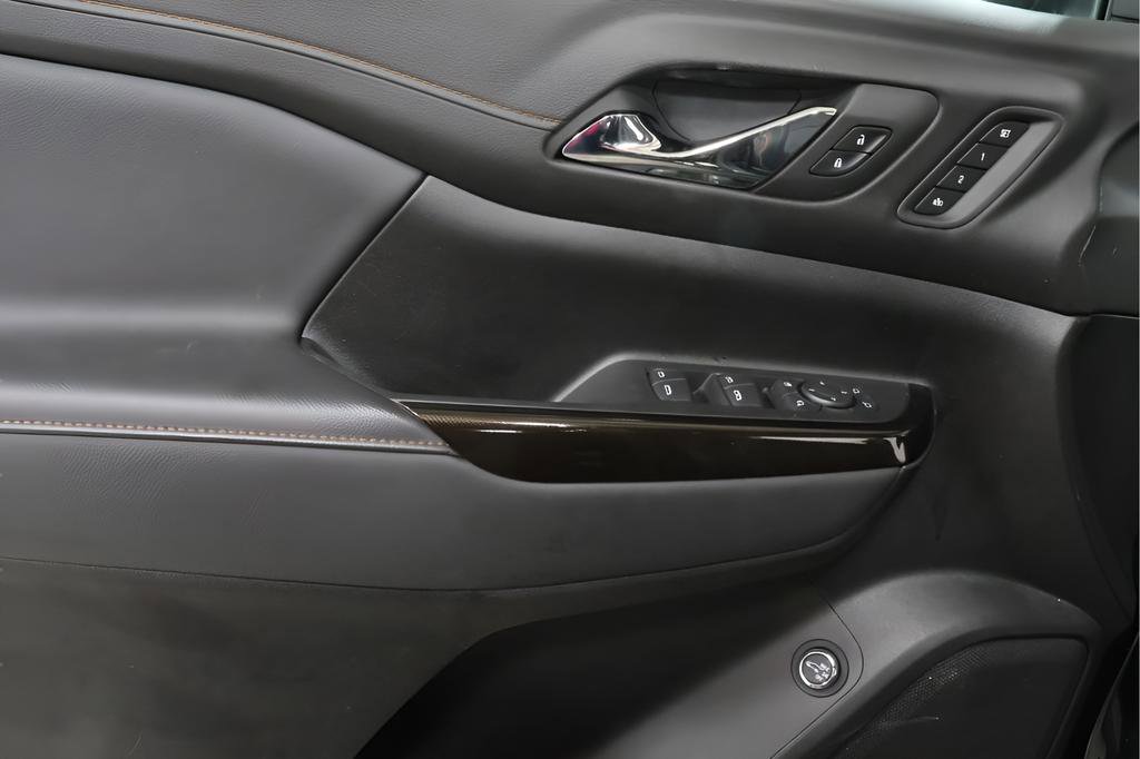 Used 2023 GMC Acadia AT4 w/ GMC Pro Grade Package image 22