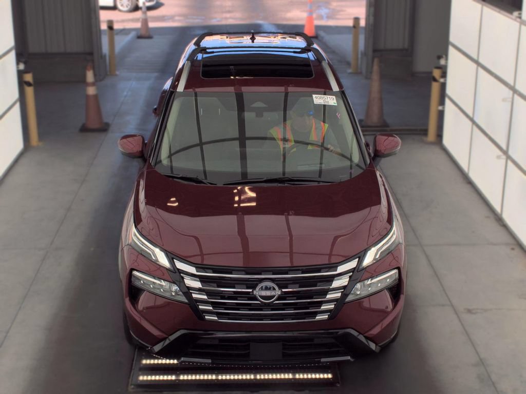 Certified 2026 Nissan Rogue Platinum w/ Platinum Premium Package AWD/4WD video 3