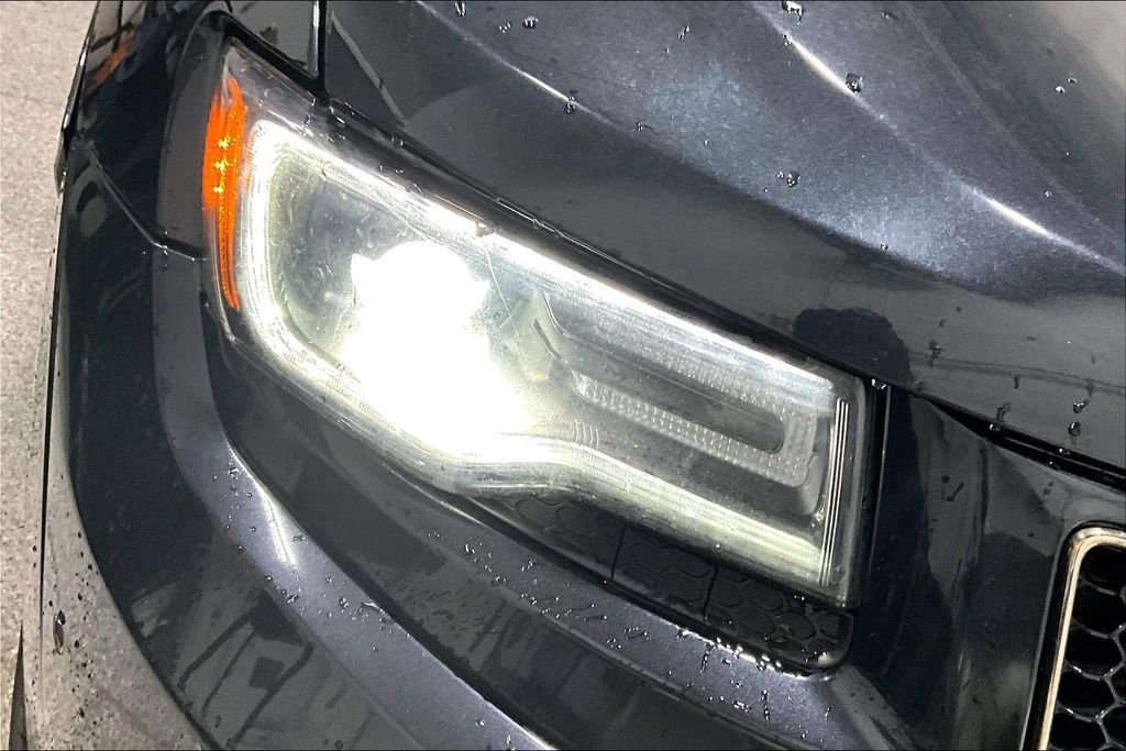 Used 2015 Jeep Grand Cherokee Overland w/ Advanced Technology Group image 31