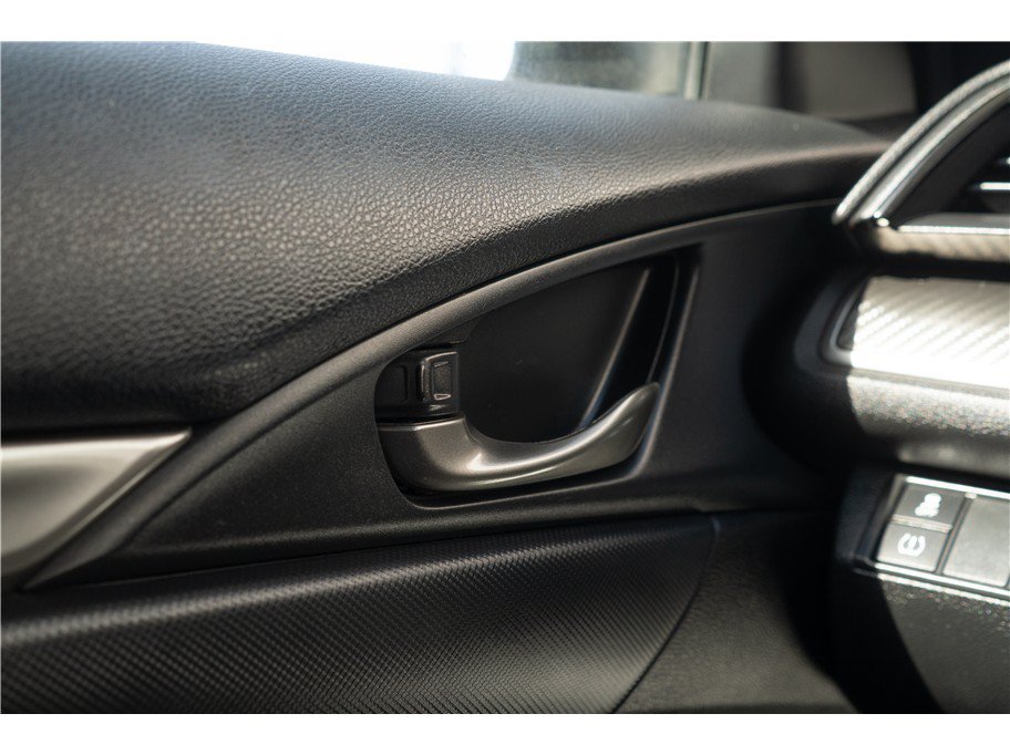 Used 2018 Honda Civic Sport image 13