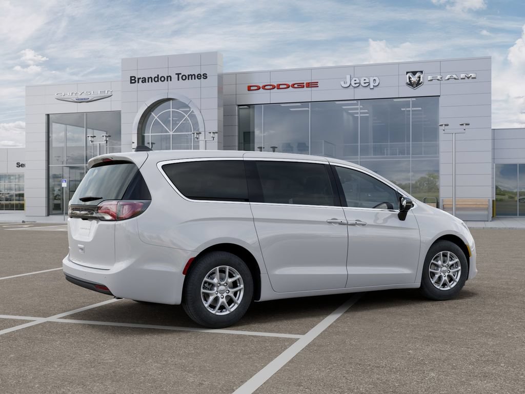 New 2026 Chrysler Voyager LX FWD image 4