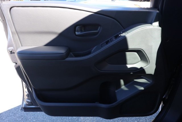 New 2026 Nissan Frontier S image 22