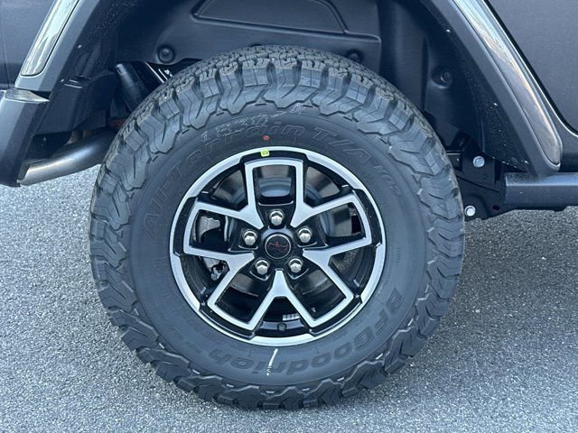 New 2026 Jeep Wrangler Unlimited Rubicon w/ Safety Group image 17