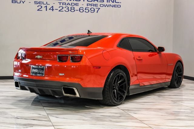 Used 2010 Chevrolet Camaro SS w/ LPO, Ground Effects Package RWD image 10