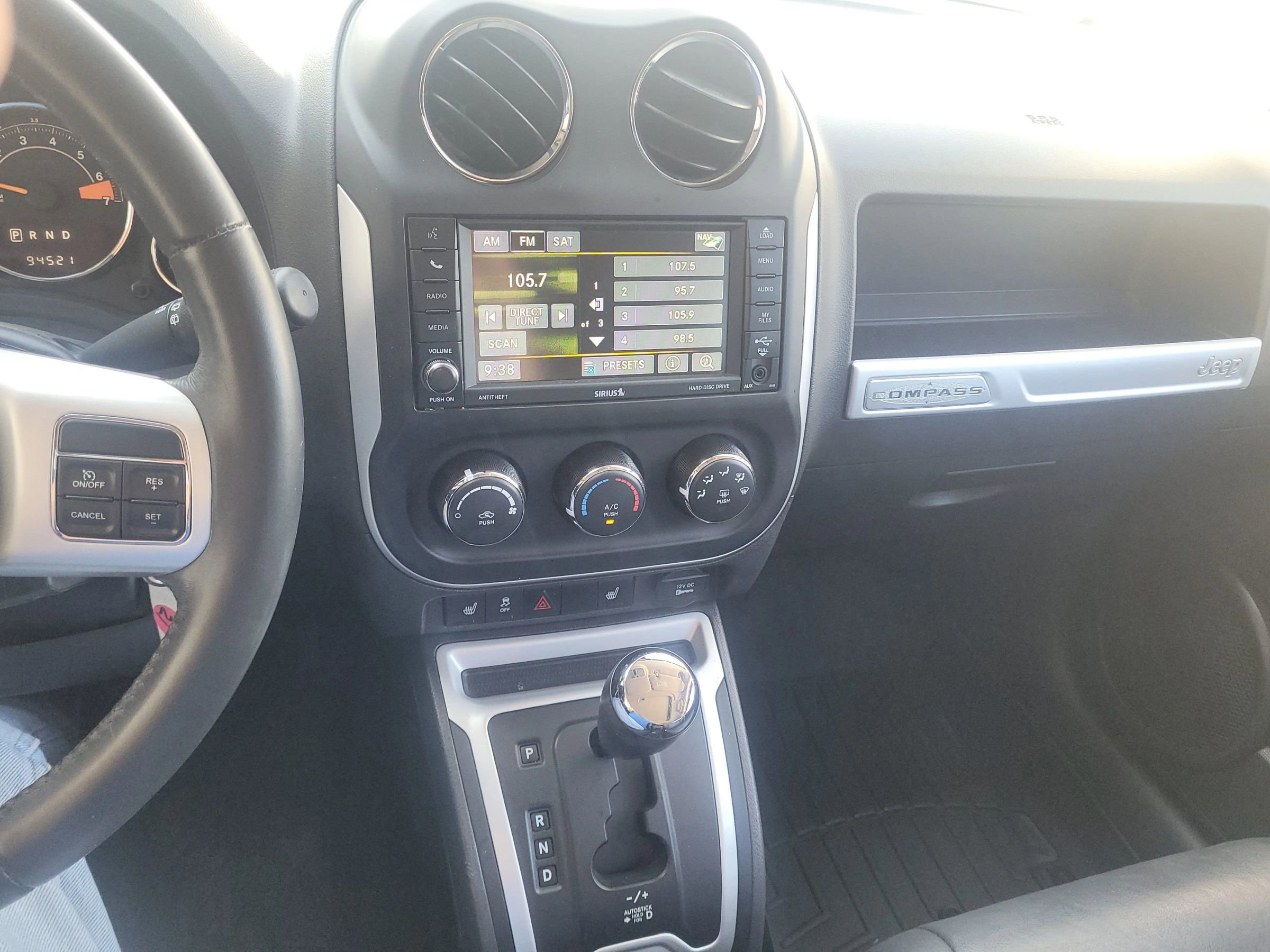 Used 2016 Jeep Compass High Altitude AWD/4WD image 8