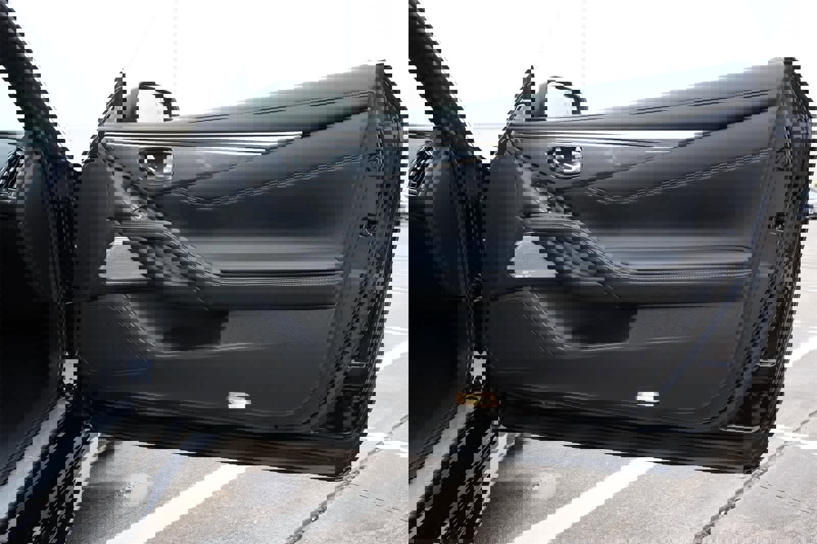 Used 2018 INFINITI Q60 3.0t Luxe w/ Cargo Package image 25