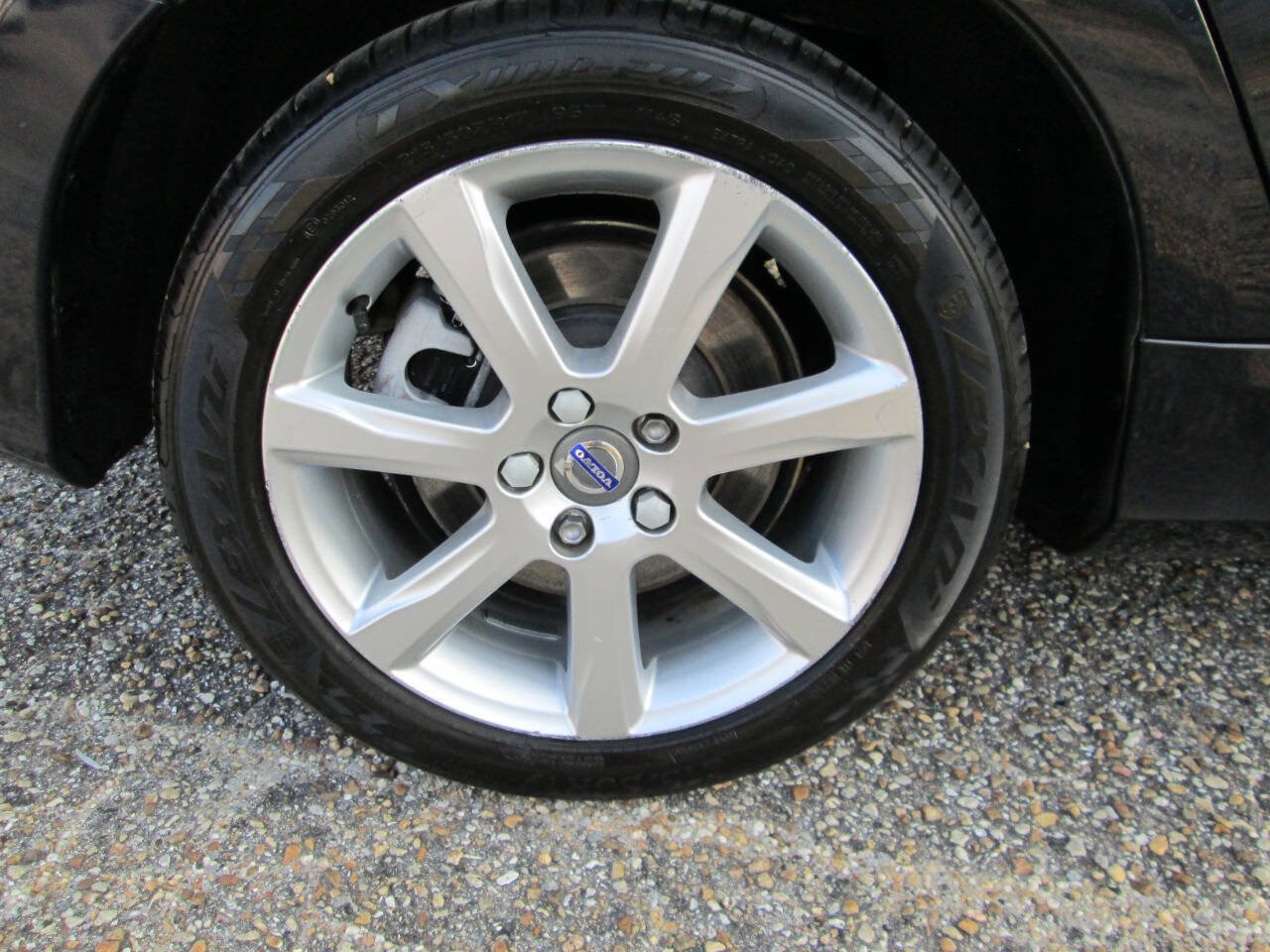 Used 2017 Volvo V60 T5 Premier w/ Convenience Package image 17