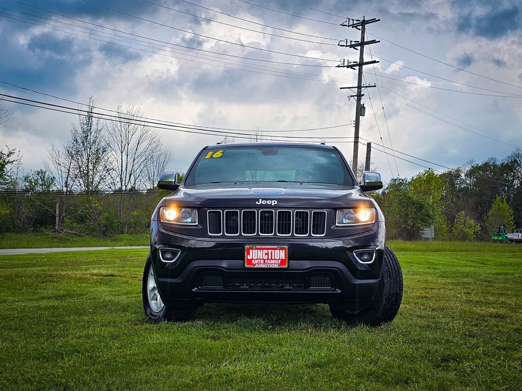 Used 2016 Jeep Grand Cherokee Laredo w/ Quick Order Package 23E AWD/4WD image 8