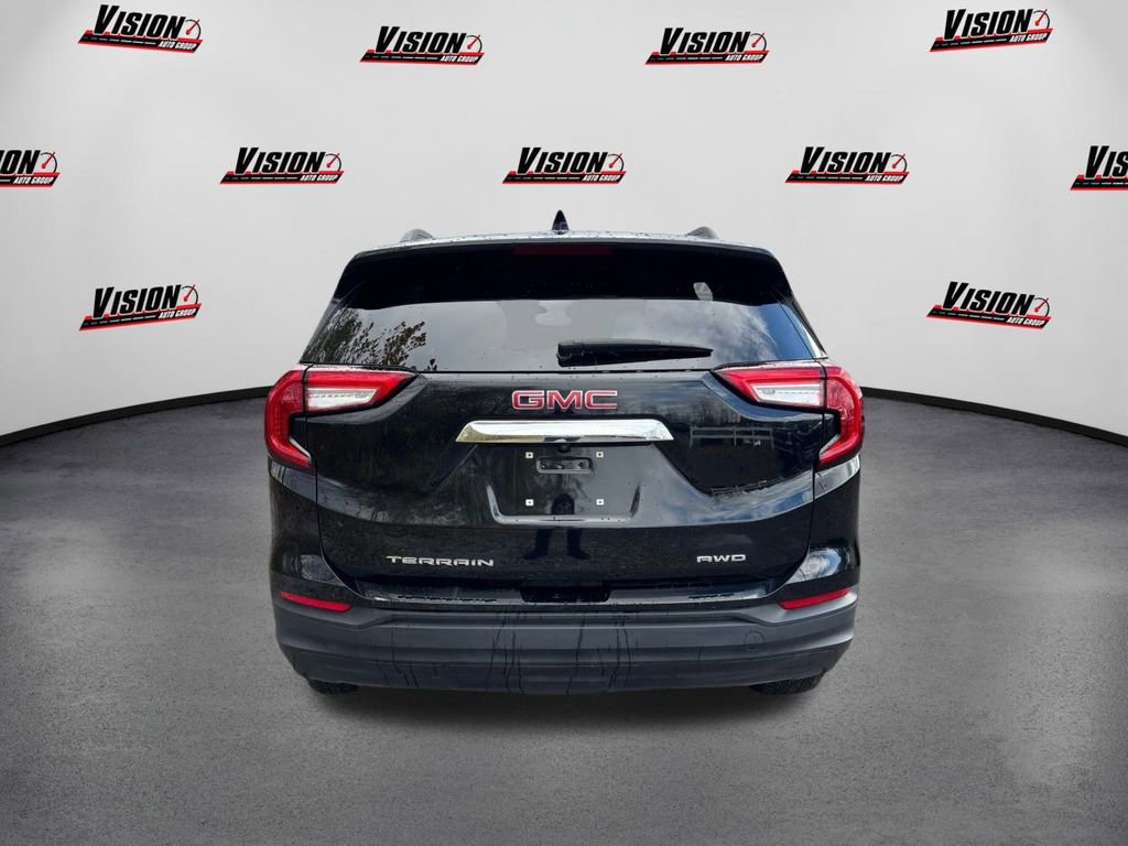 Used 2022 GMC Terrain SLE w/ Driver Convenience Package image 6
