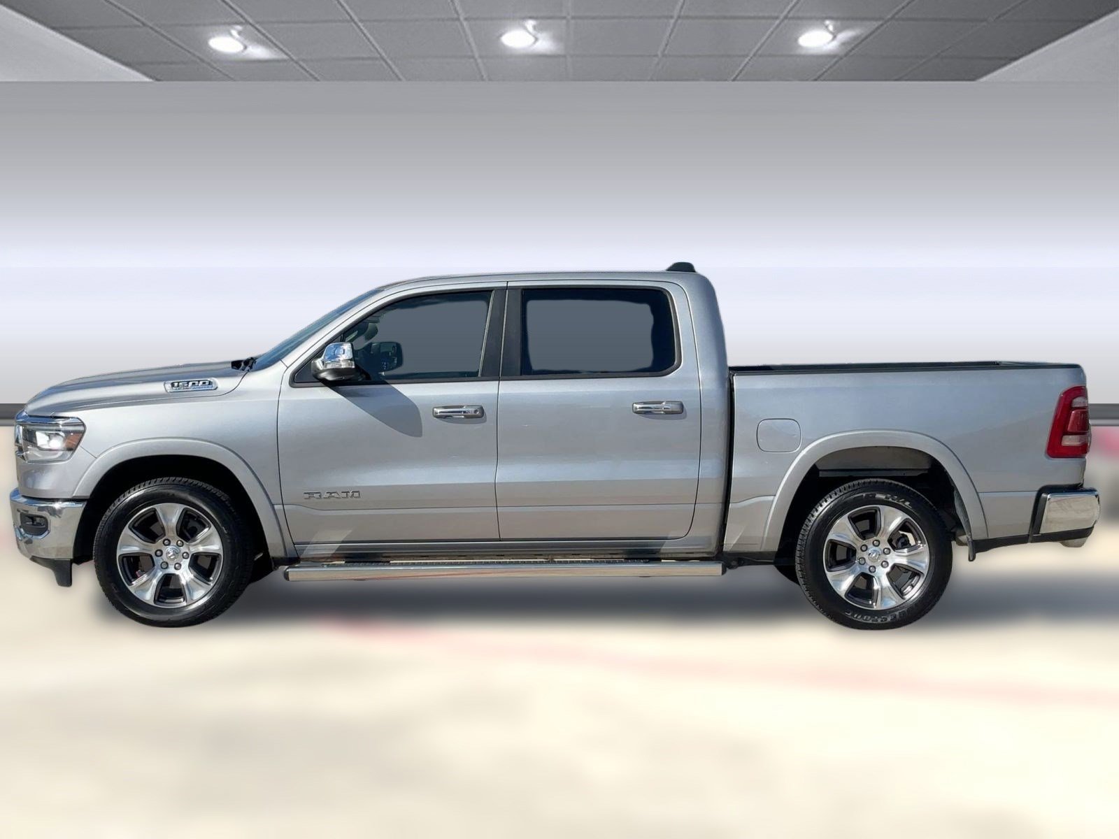 Used 2022 RAM 1500 Laramie image 2