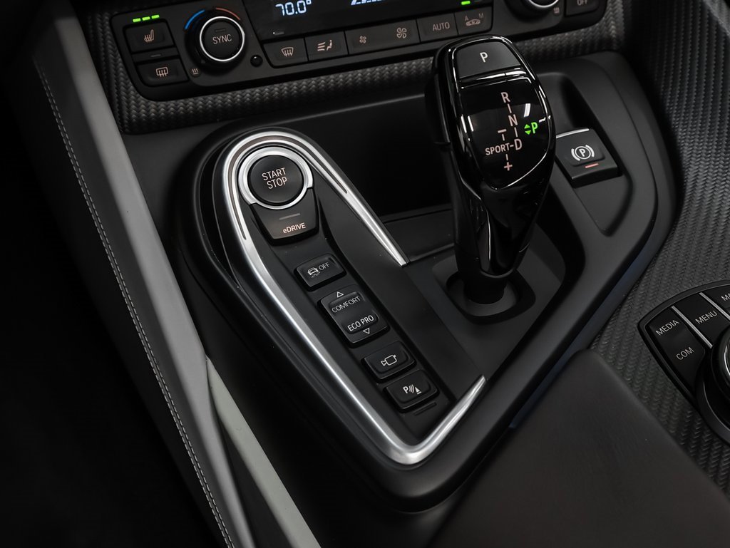 Used 2019 BMW i8 image 48