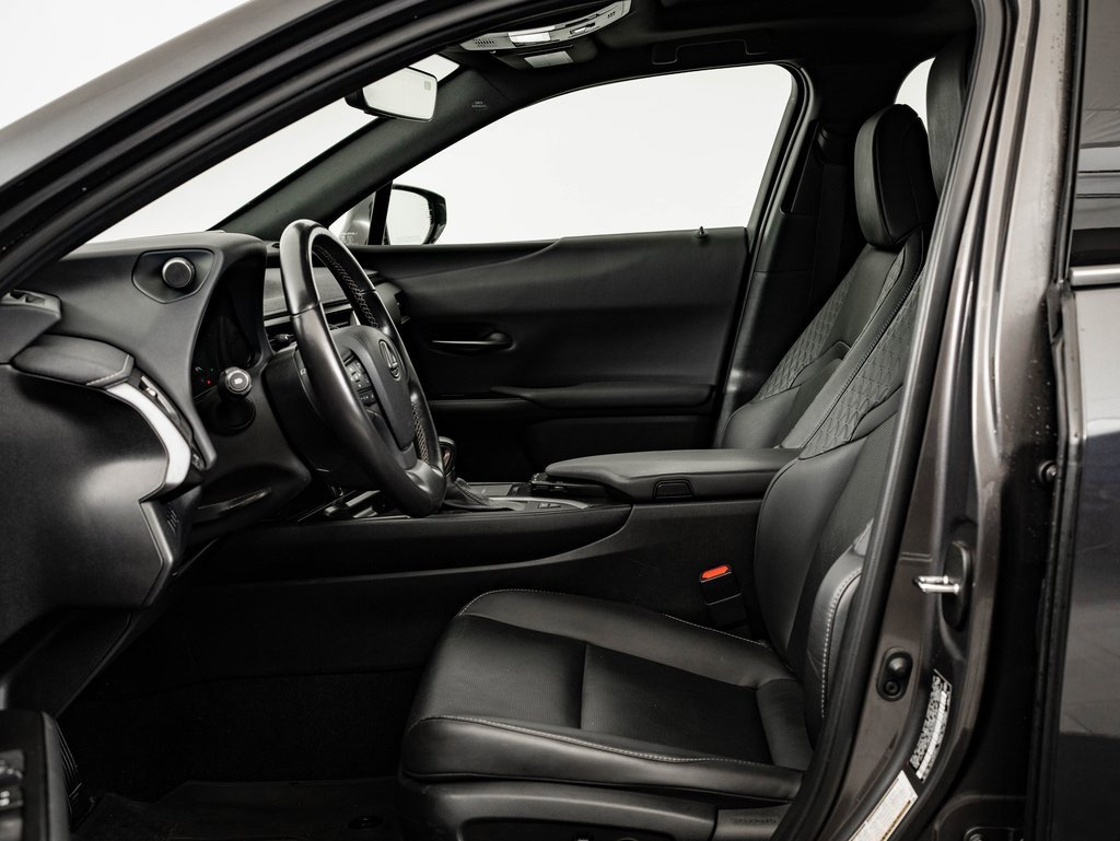 Used 2022 Lexus UX 250h w/ Premium Package image 22