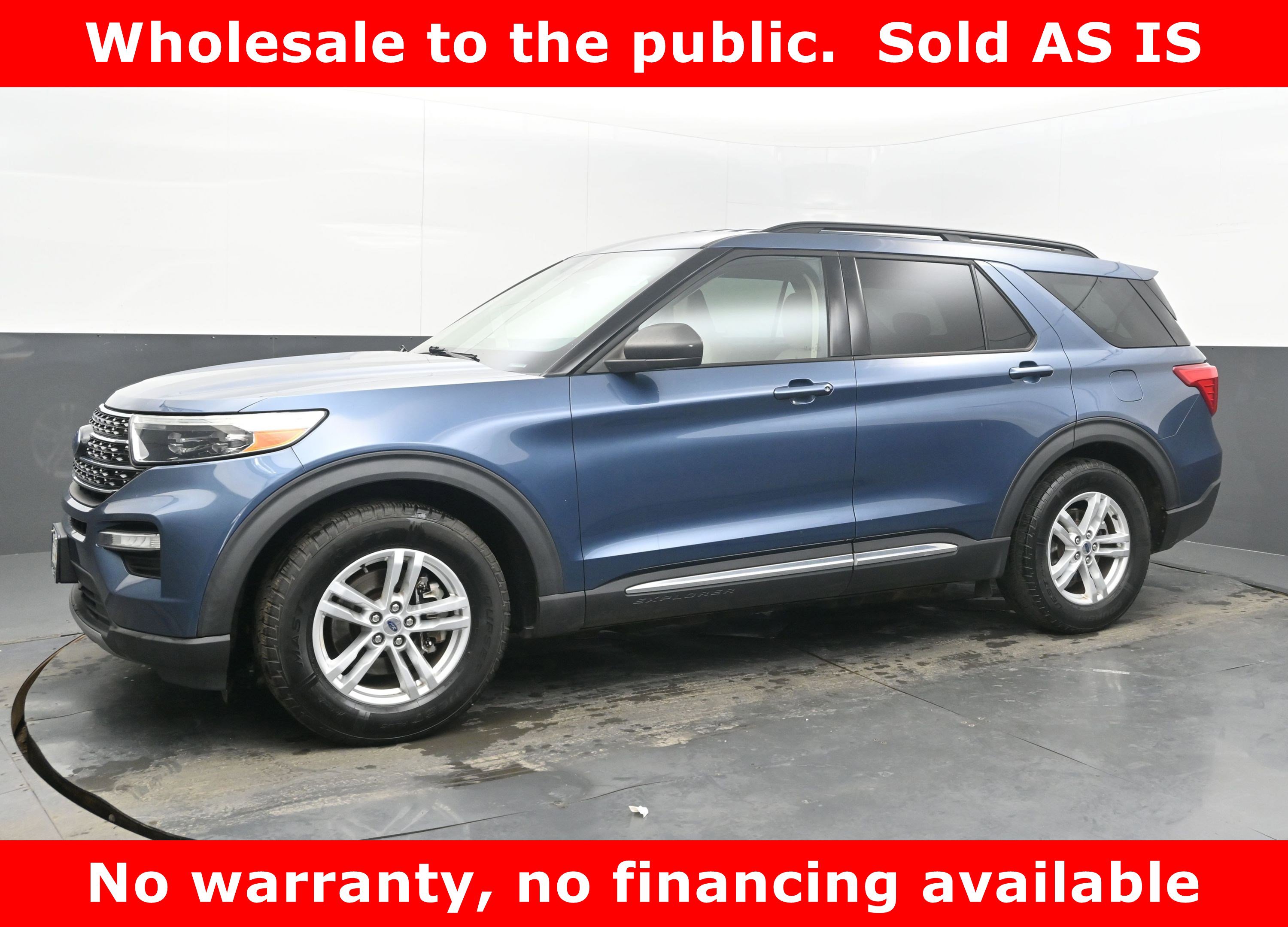 Used 2020 Ford Explorer XLT w/ Equipment Group 202A image 4