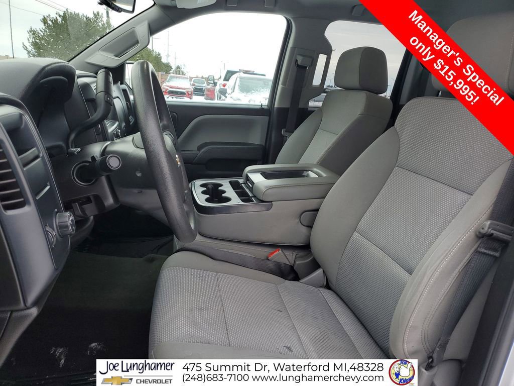 Used 2018 Chevrolet Silverado 1500 Custom w/ Custom Value Package image 19