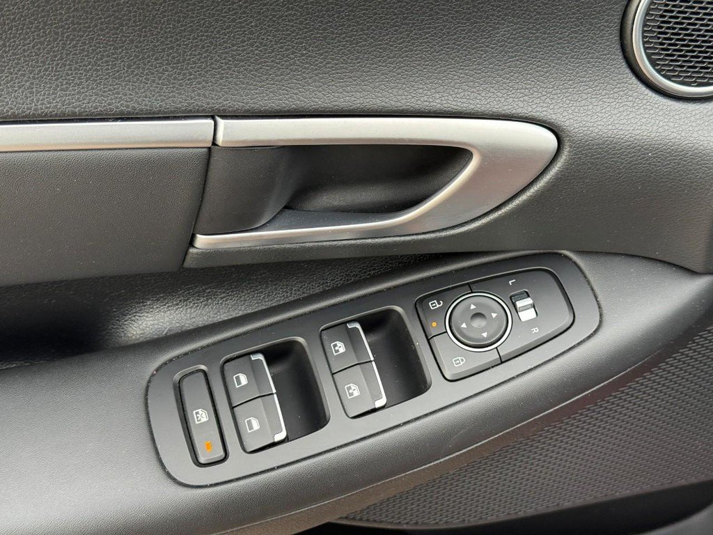 Used 2024 Hyundai Sonata SEL FWD image 13