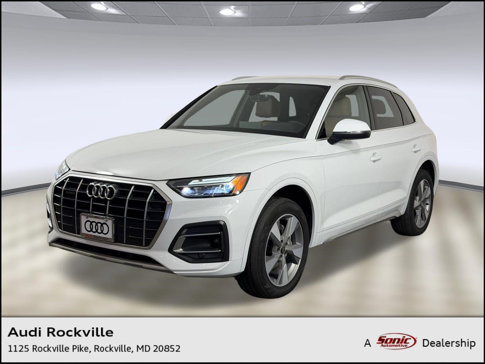 Used 2023 Audi Q5 2.0T Premium w/ Convenience Package AWD/4WD image 1
