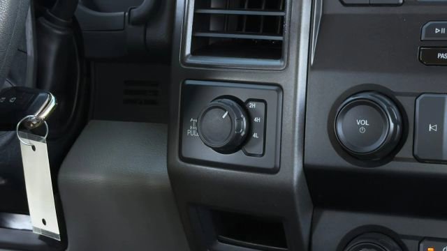 Used 2022 Ford F250 XL w/ Power Equipment Group image 86