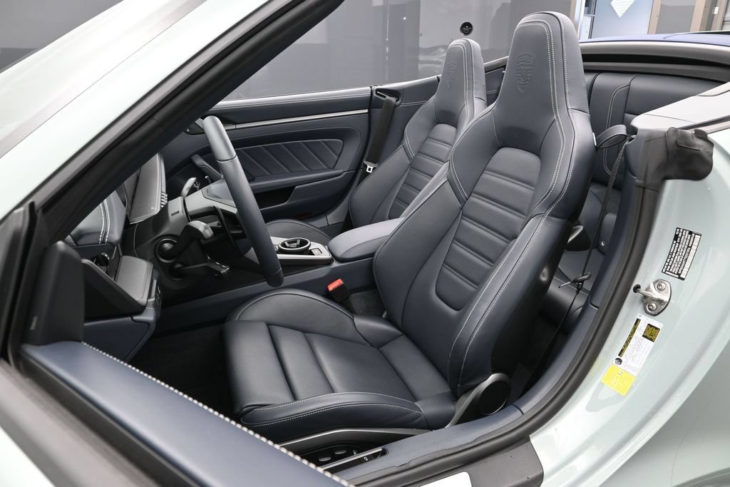 Certified 2026 Porsche 911 Carrera 4S AWD/4WD image 5