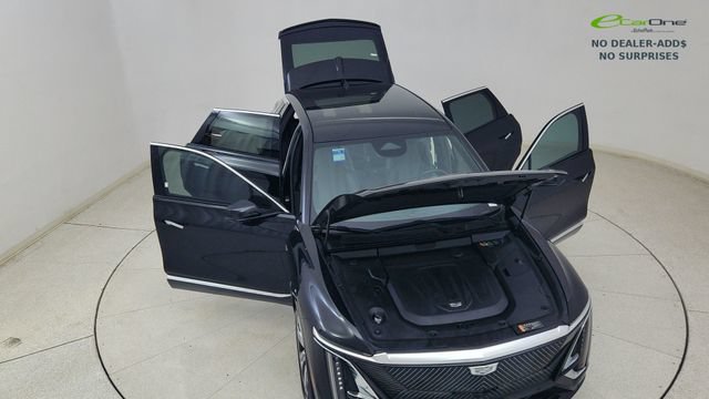 Used 2024 Cadillac Lyriq Tech RWD image 84