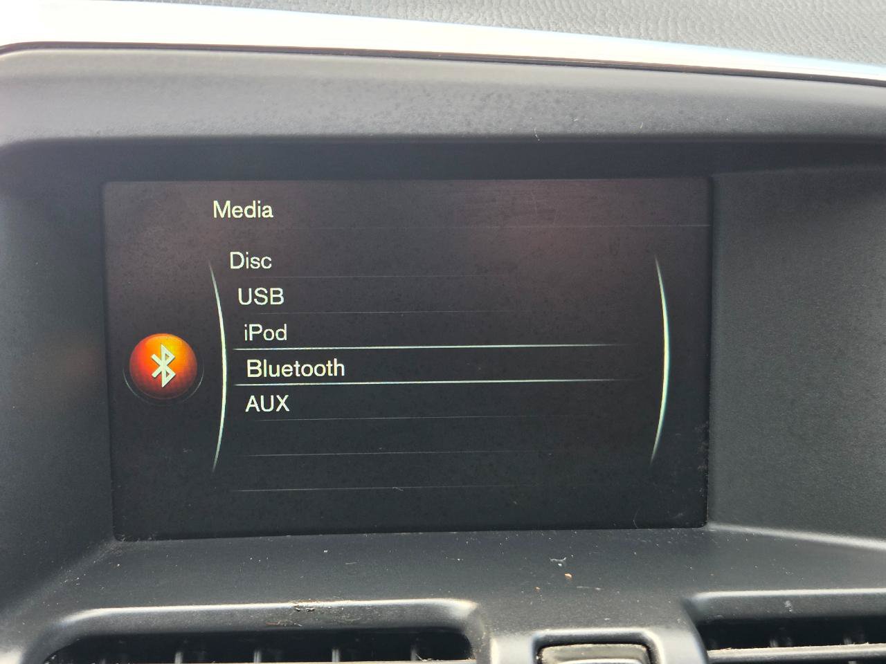 Used 2015 Volvo XC60 T5 AWD/4WD image 30