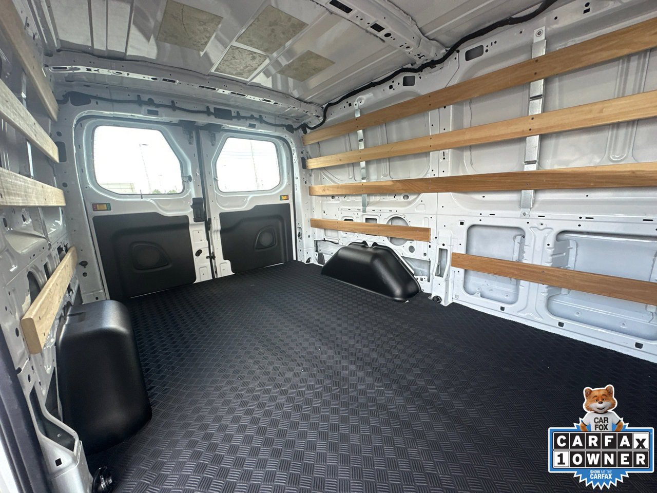 Used 2025 Ford Transit 250 Low Roof w/ Exterior Upgrade Package RWD image 16
