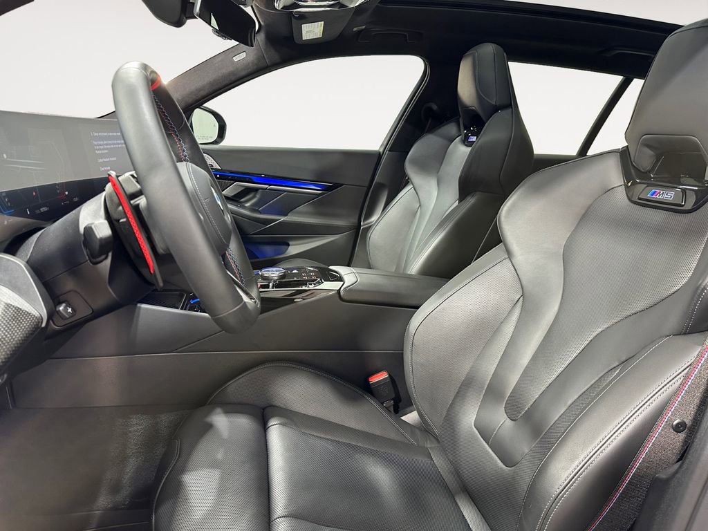 Used 2025 BMW M5 Touring image 7