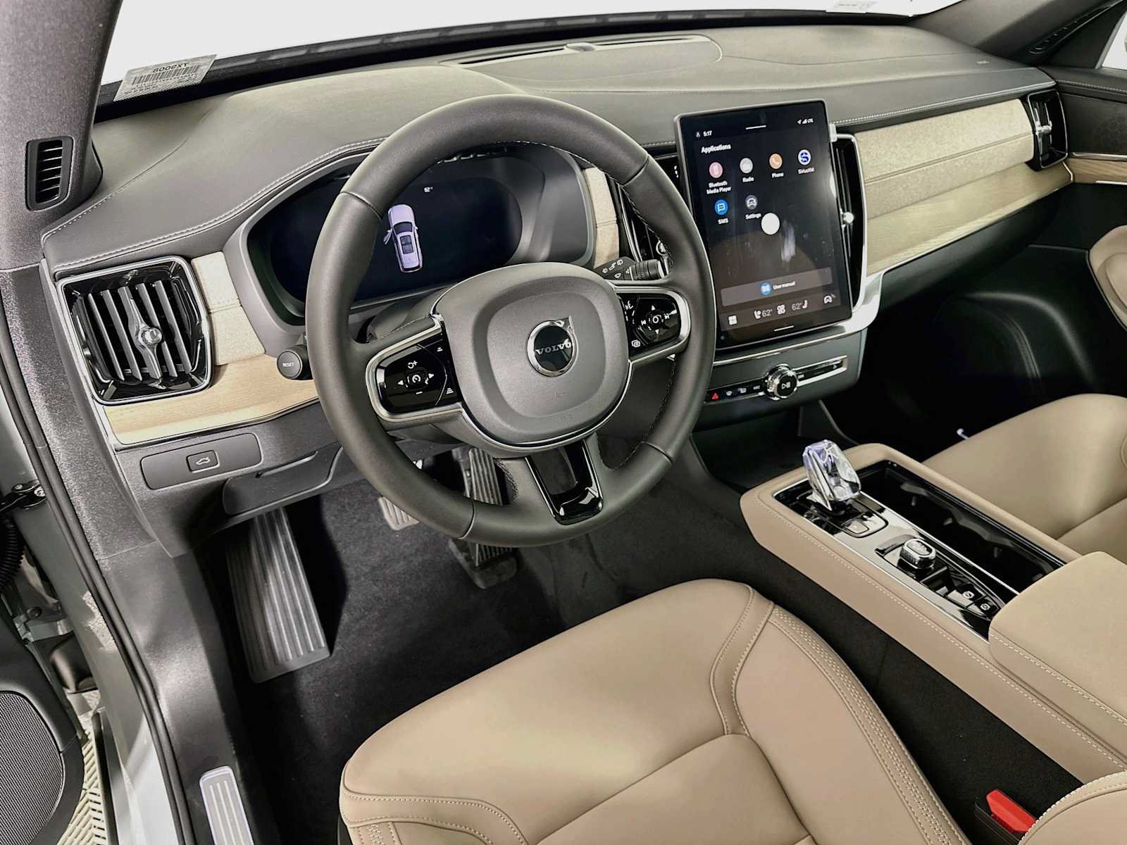 New 2027 Volvo XC90 B5 Core AWD/4WD image 9