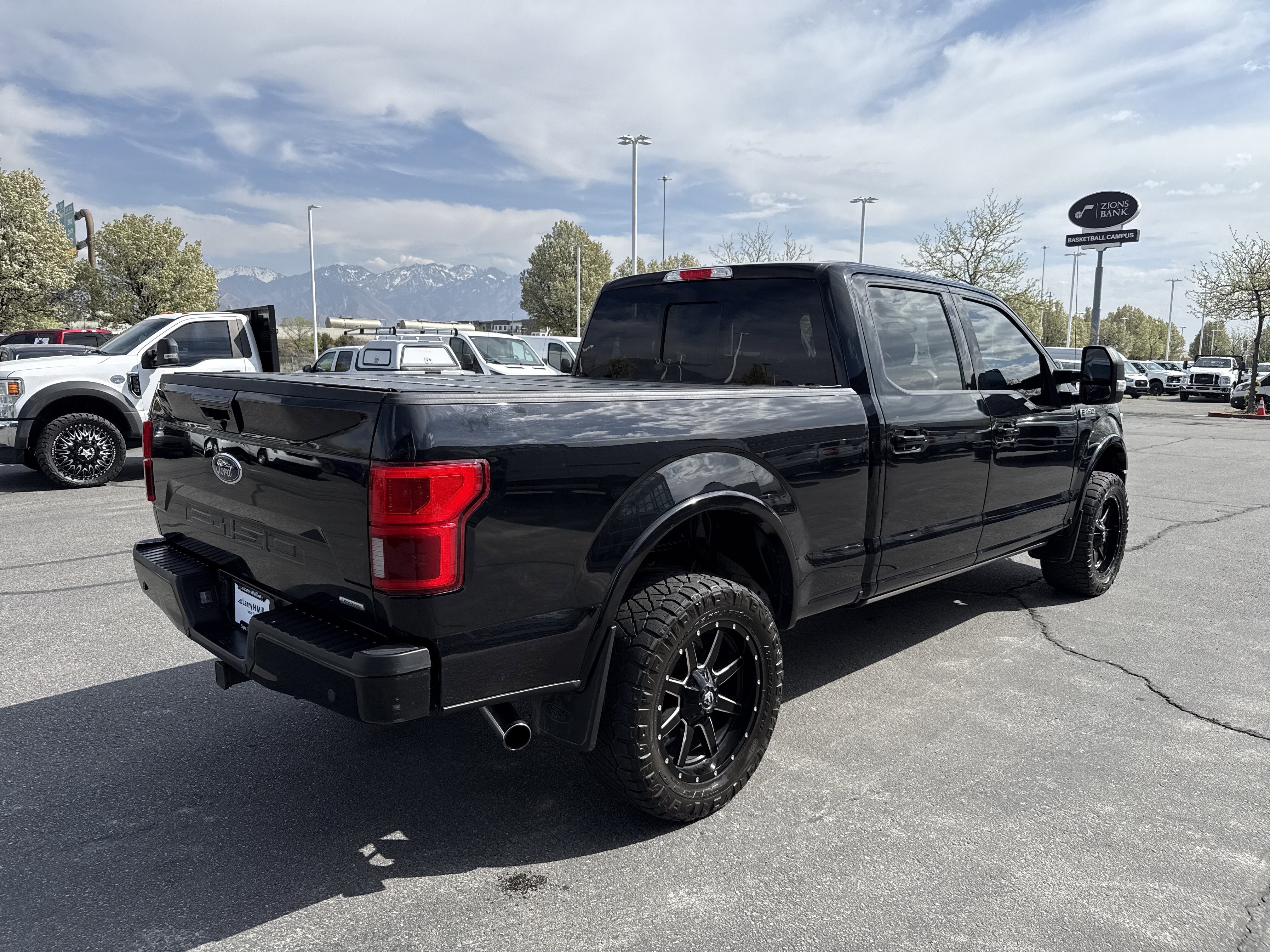 Used 2019 Ford F150 Lariat w/ Equipment Group 502A Luxury image 5
