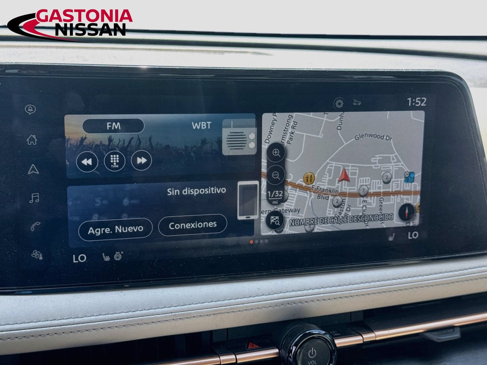 Used 2023 Nissan Ariya FWD image 19