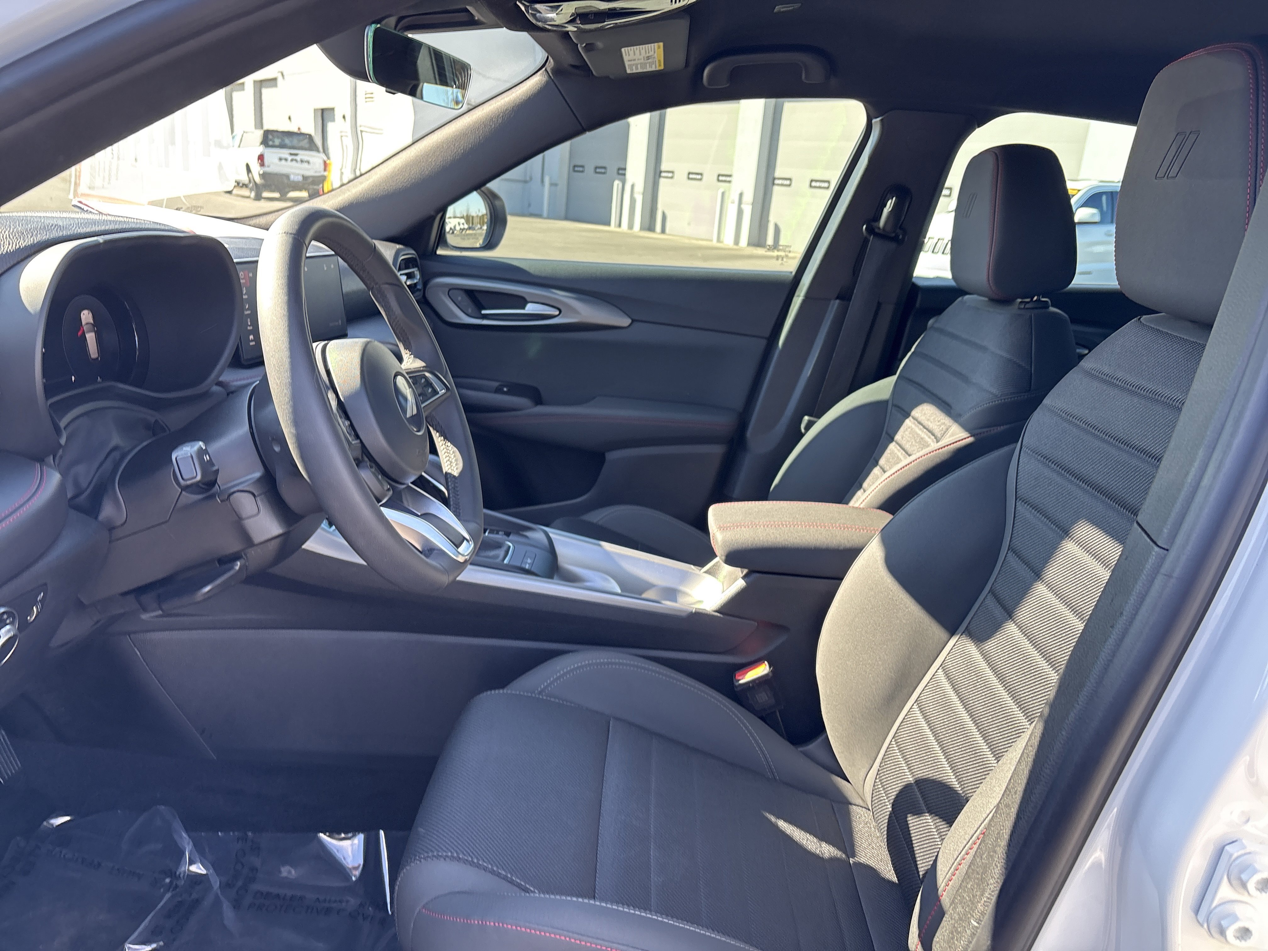 Used 2024 Dodge Hornet GT w/ GT Blacktop Package image 18