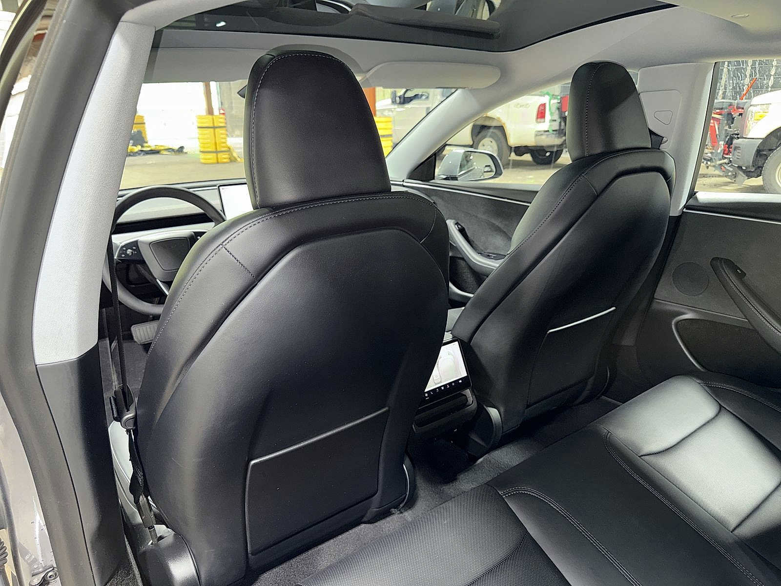 Used 2025 Tesla Model 3 Long Range AWD/4WD image 29