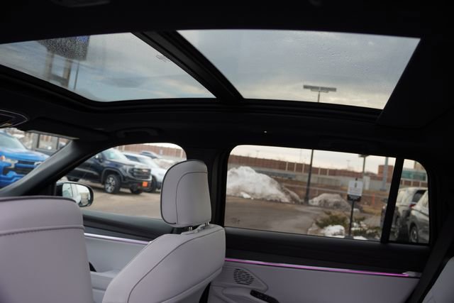 Used 2025 Jeep Wagoneer S Limited AWD/4WD image 19