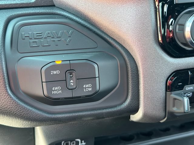 New 2026 RAM 2500 Tradesman AWD/4WD image 32