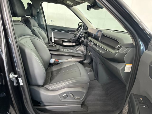 Used 2024 Kia EV9 Wind AWD/4WD image 28