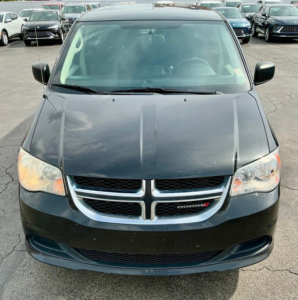 Used 2018 Dodge Grand Caravan SE w/ UConnect Hands-Free Group FWD image 11