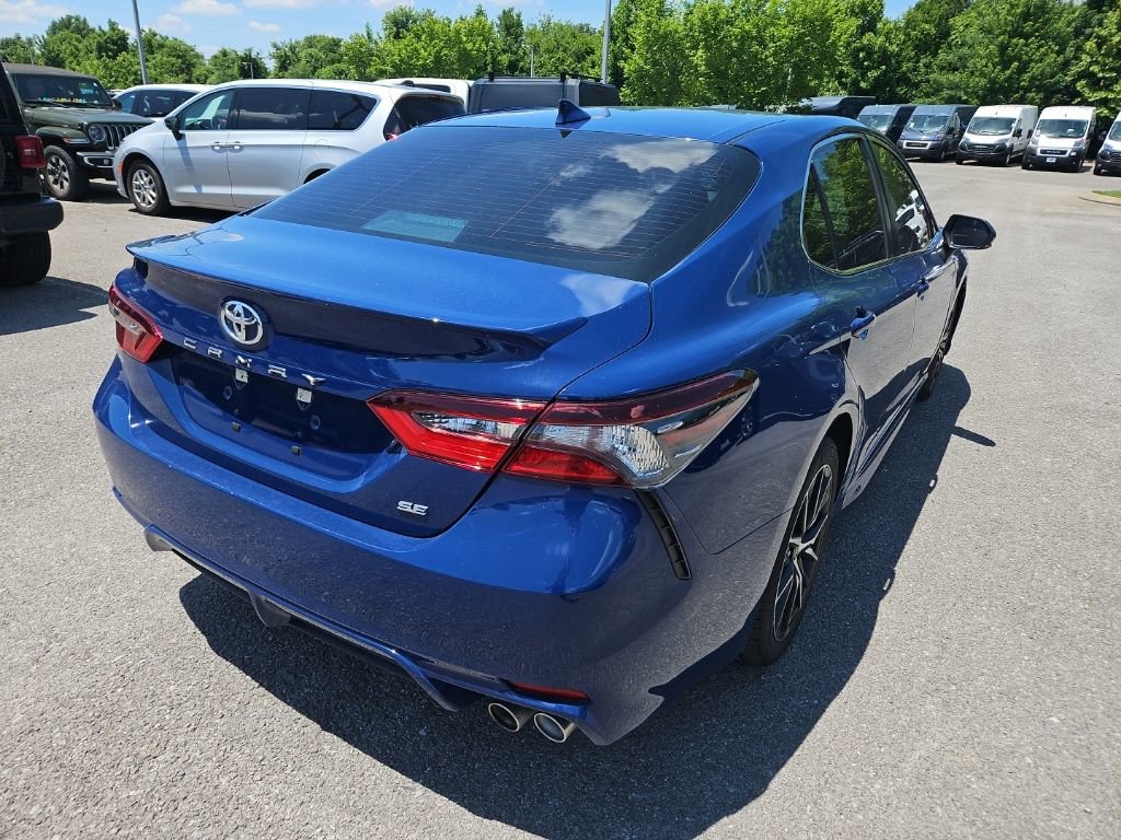 Used 2023 Toyota Camry SE FWD image 7