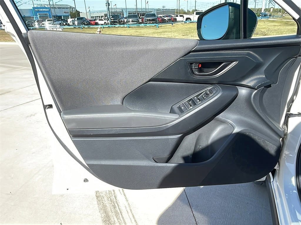 Used 2024 Subaru Crosstrek 2.0i Premium w/ Crosstrek Mirror Package image 18