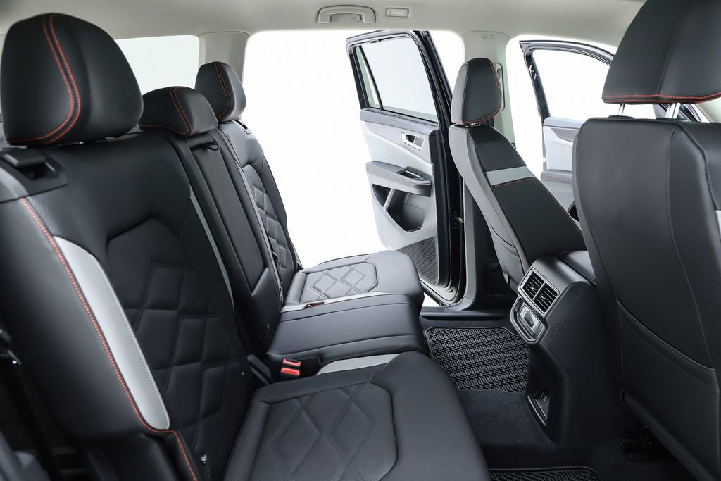 New 2026 Volkswagen Atlas Peak Edition image 38