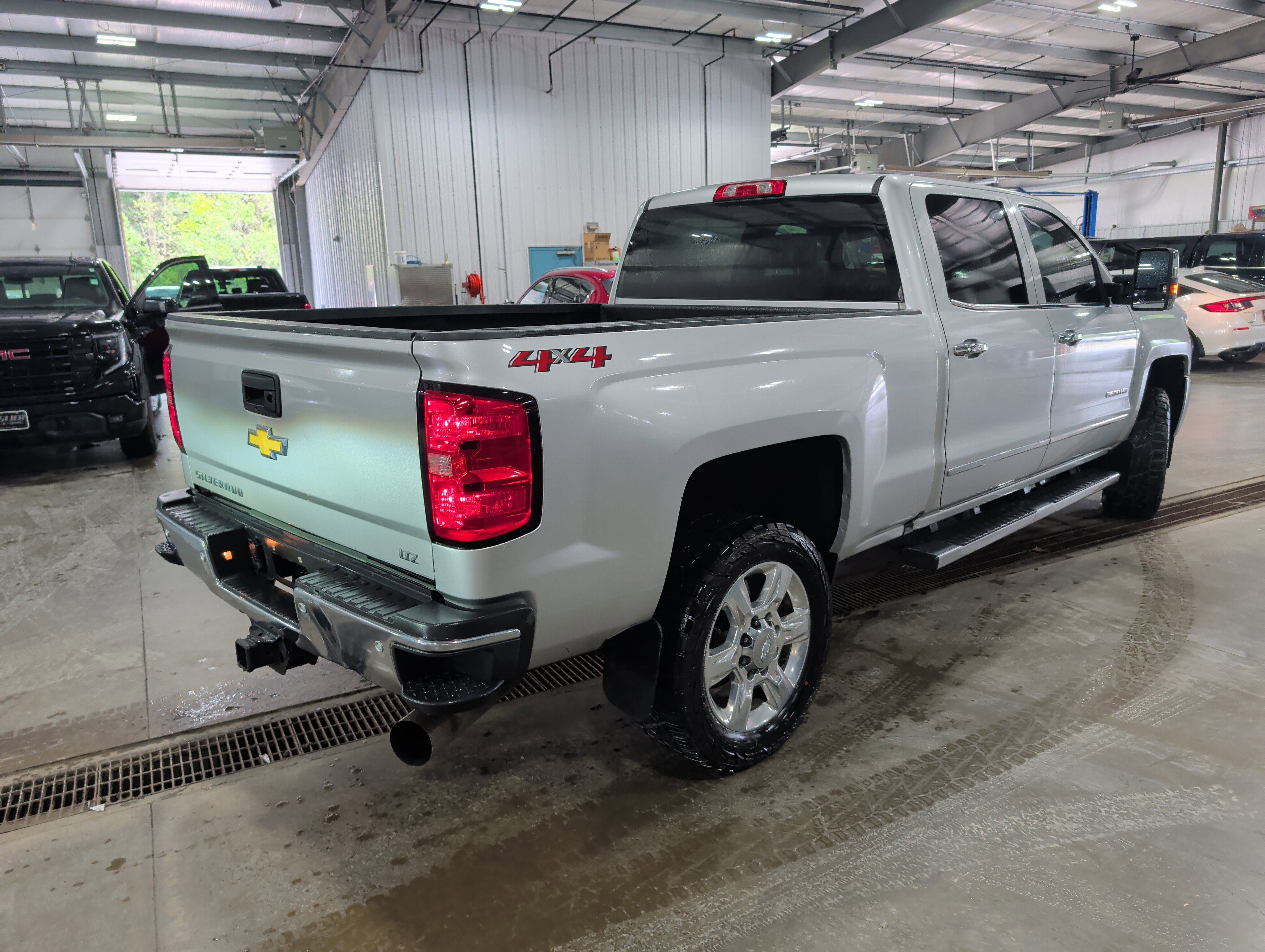 Used 2018 Chevrolet Silverado 2500 LTZ w/ Duramax Plus Package AWD/4WD image 3