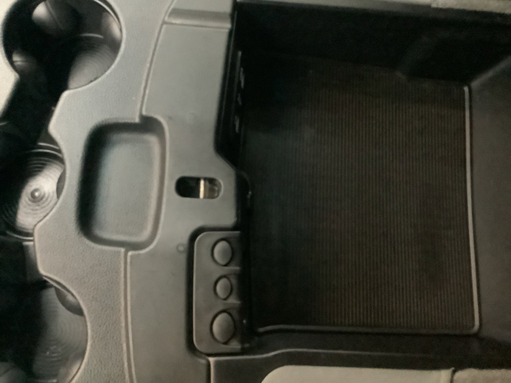 Used 2018 RAM 1500 Classic SLT image 24