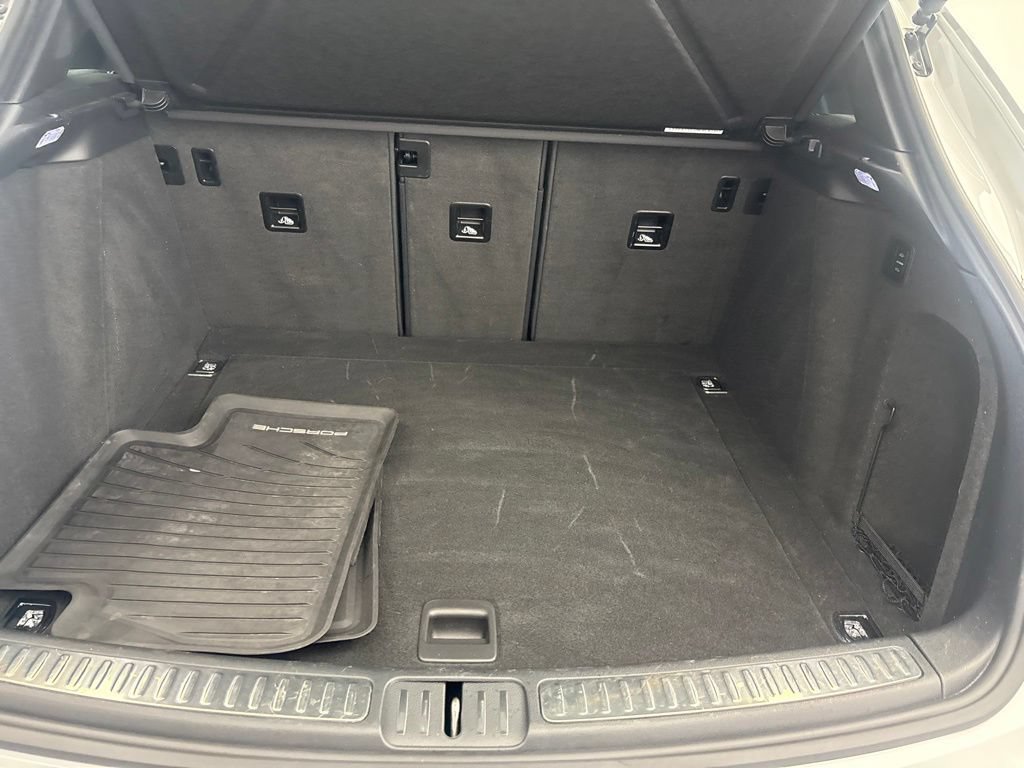 Certified 2024 Porsche Macan S AWD/4WD image 22