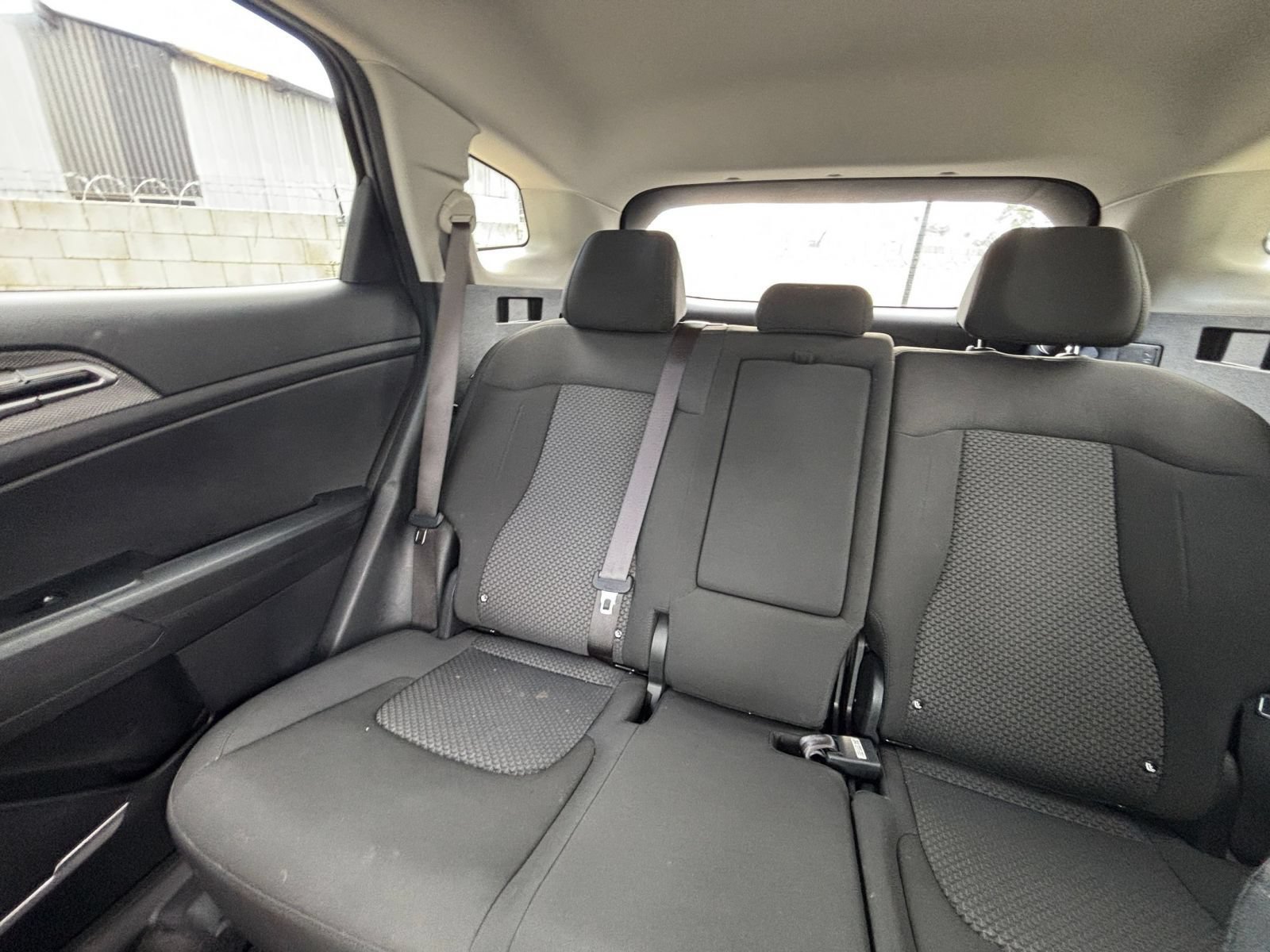 Used 2025 Kia Sportage LX FWD image 38