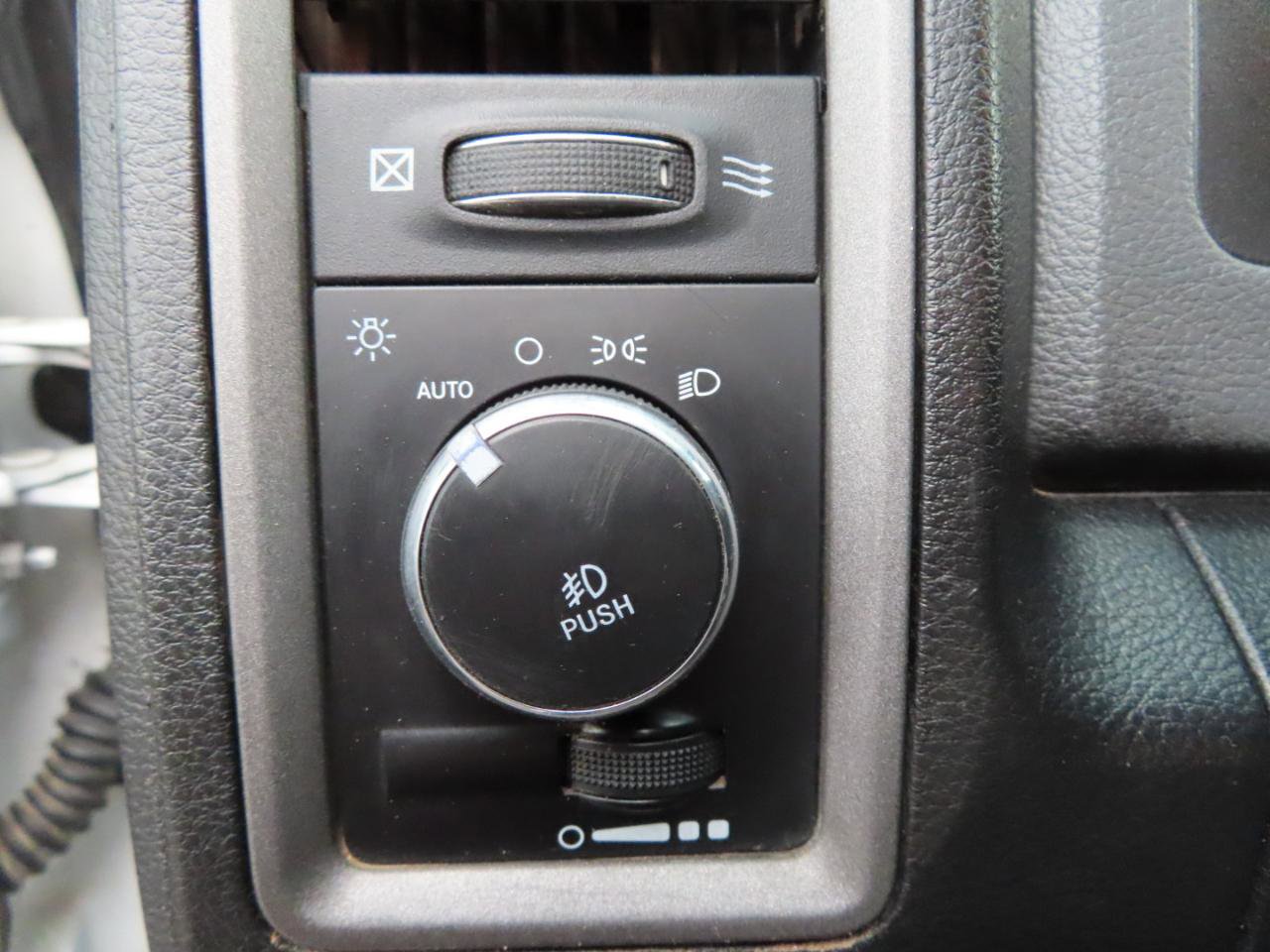 Used 2016 RAM 5500 Tradesman image 23