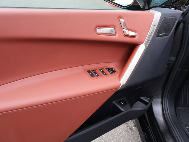 Used 2024 BMW iX xDrive50 w/ Premium Package image 12