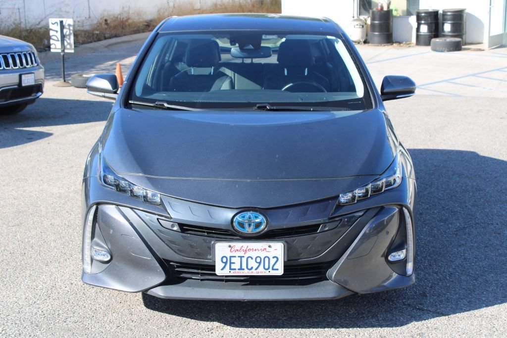 Used 2022 Toyota Prius Prime Limited FWD image 2