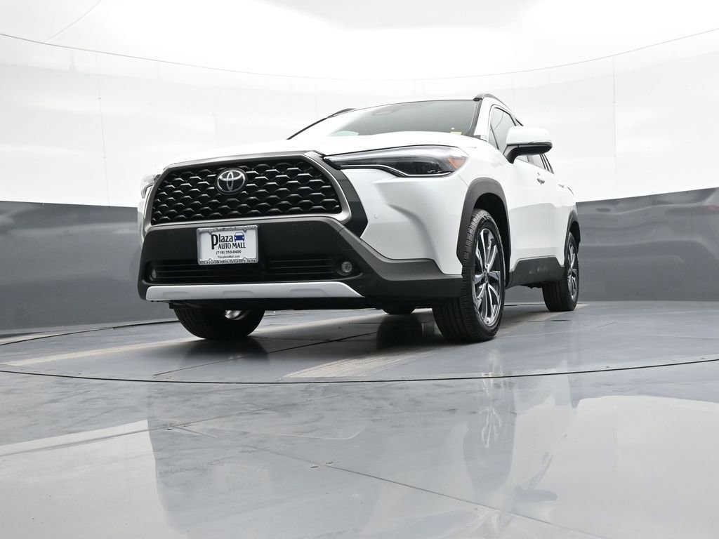 Certified 2023 Toyota Corolla Cross XLE w/ Convenience Package AWD/4WD image 26