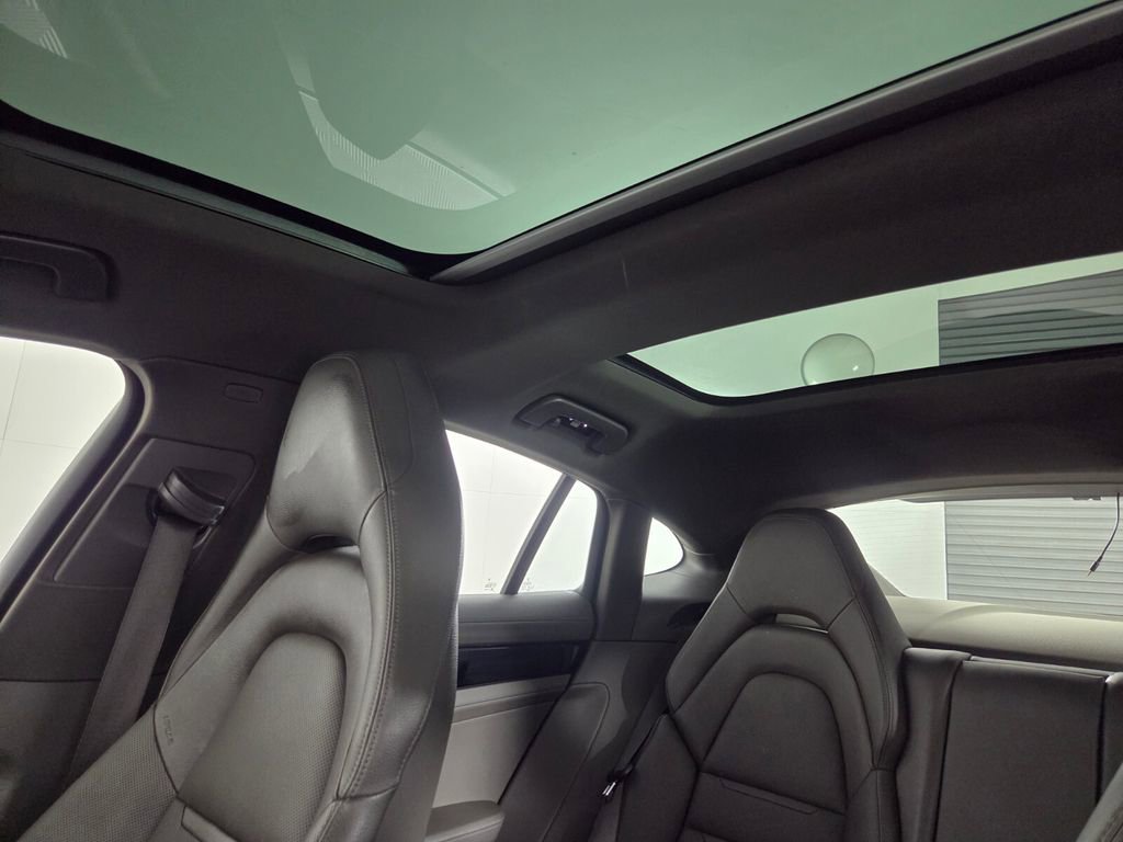 Used 2020 Porsche Panamera 4 w/ Premium Package Plus image 23