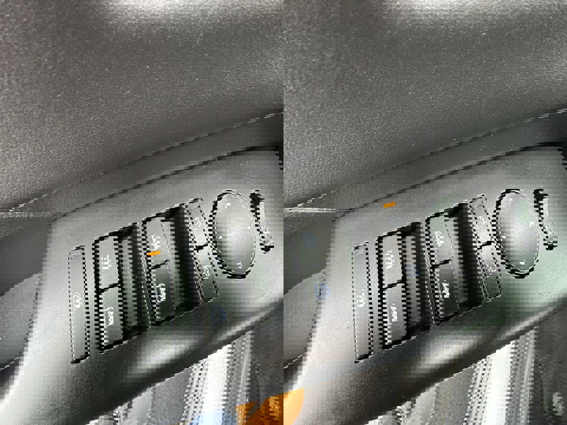 Used 2024 Hyundai Kona Limited image 13