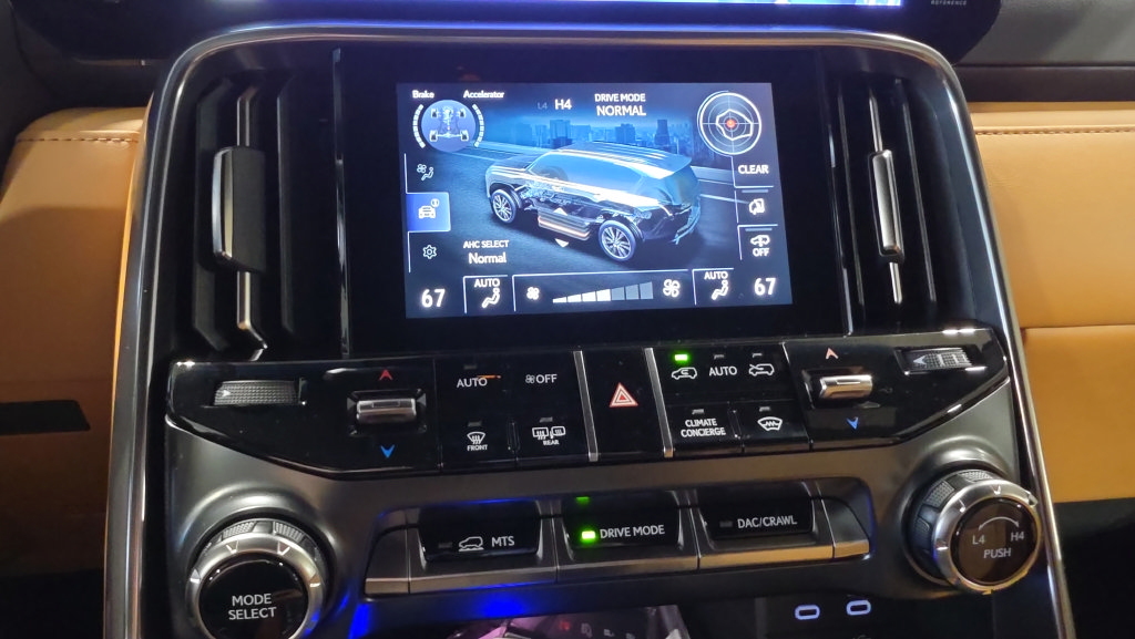 New 2026 Lexus LX 600 4WD w/ Luxury Package image 30