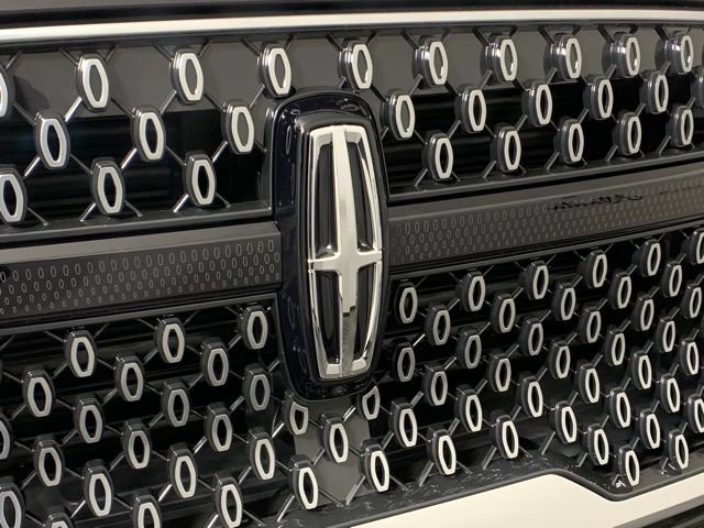 New 2025 Lincoln Navigator Reserve image 12